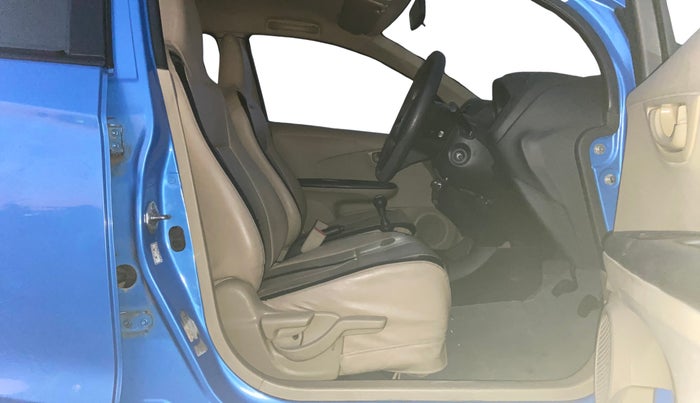 2014 Honda Brio S MT, Petrol, Manual, 40,870 km, Right Side Front Door Cabin