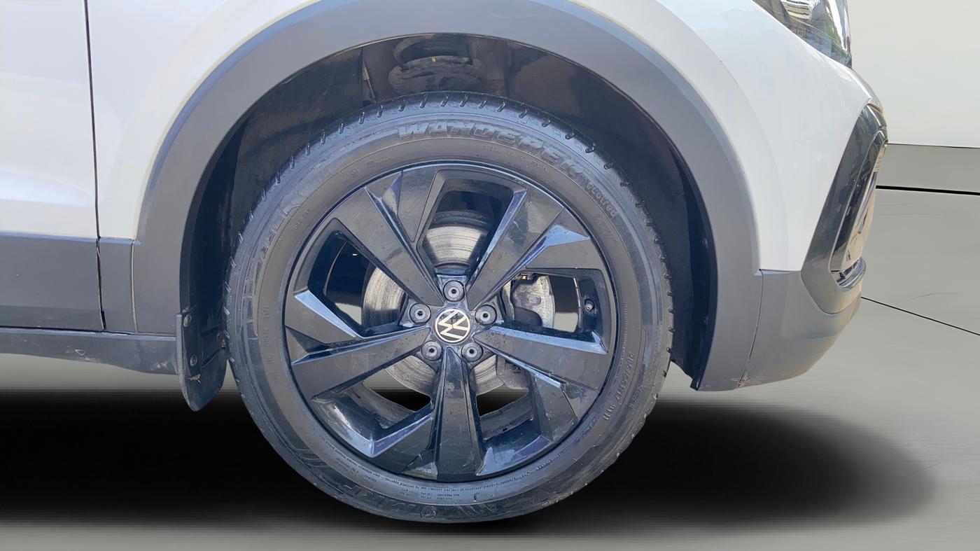 2024 Volkswagen TAIGUN GT Line 1.0L TSI MT, Petrol, Manual, 17,961 km, Right Front Wheel
