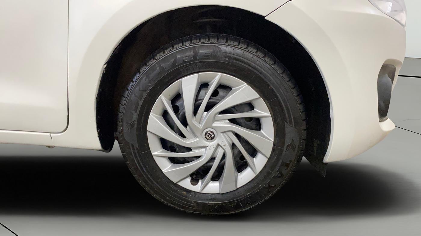 2018 Maruti Swift VXI, Petrol, Manual, 91,957 km, Right Front Wheel
