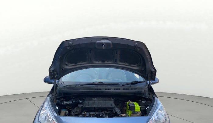 2015 Hyundai Xcent SX AT 1.2 (O), Petrol, Automatic, 83,775 km, Open Bonet