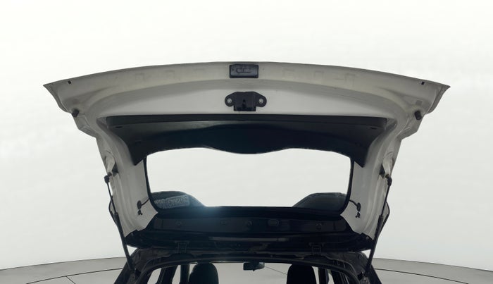 2022 Renault Kiger RXZ MT DUAL TONE, Petrol, Manual, 43,205 km, Boot Door Open