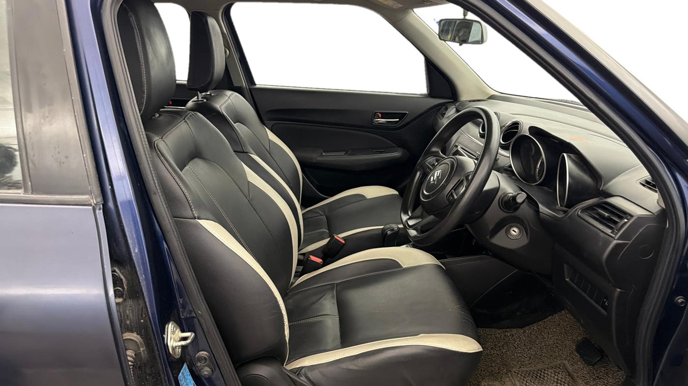 2019 Maruti Swift VXI AMT, Petrol, Automatic, 52,870 km, Right Side Front Door Cabin