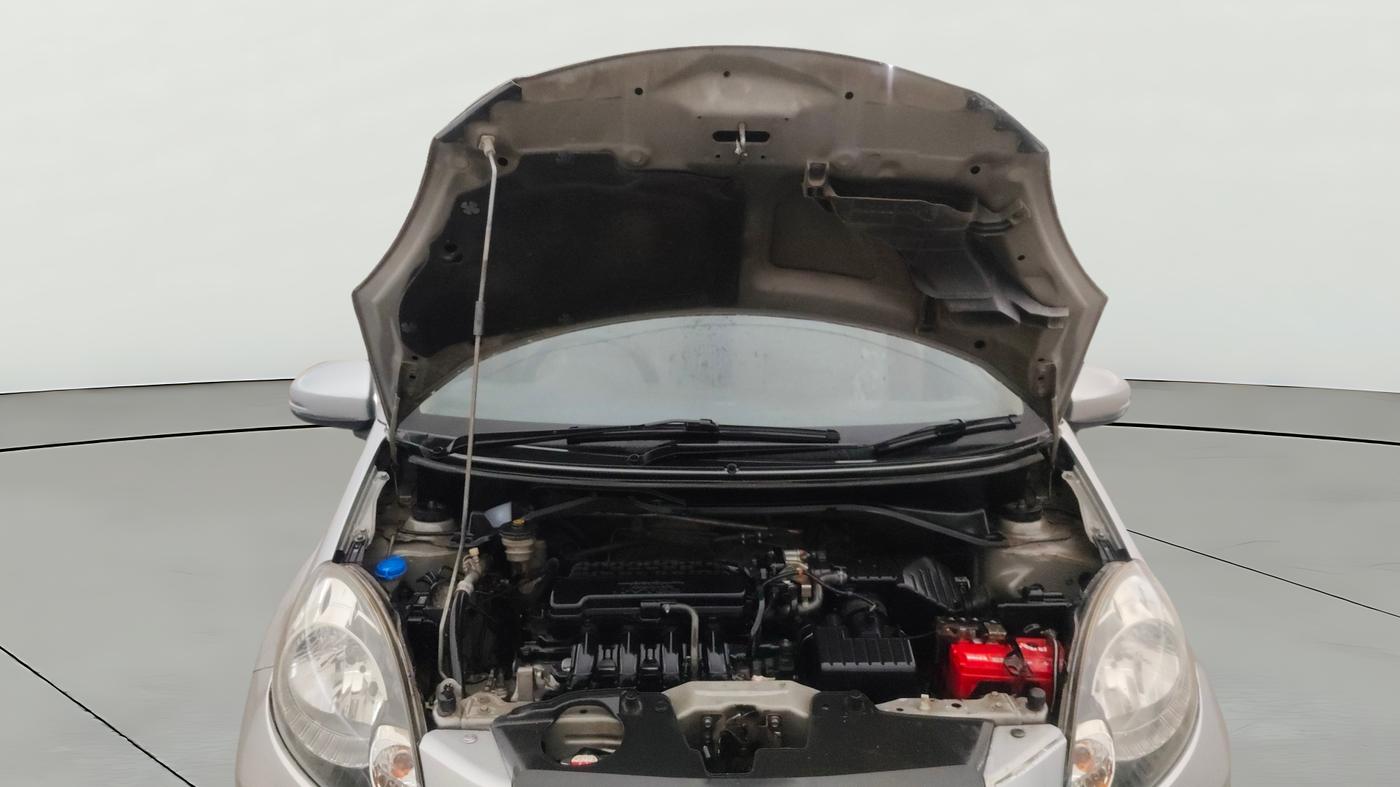 2015 Honda Brio VX AT, Petrol, Automatic, 1,06,401 km, Open Bonet