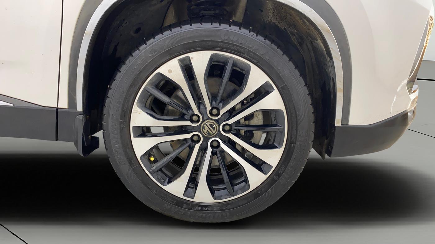 2022 MG HECTOR SHARP 1.5 CVT PETROL DUAL TONE, Petrol, Automatic, 47,803 km, Right Front Wheel