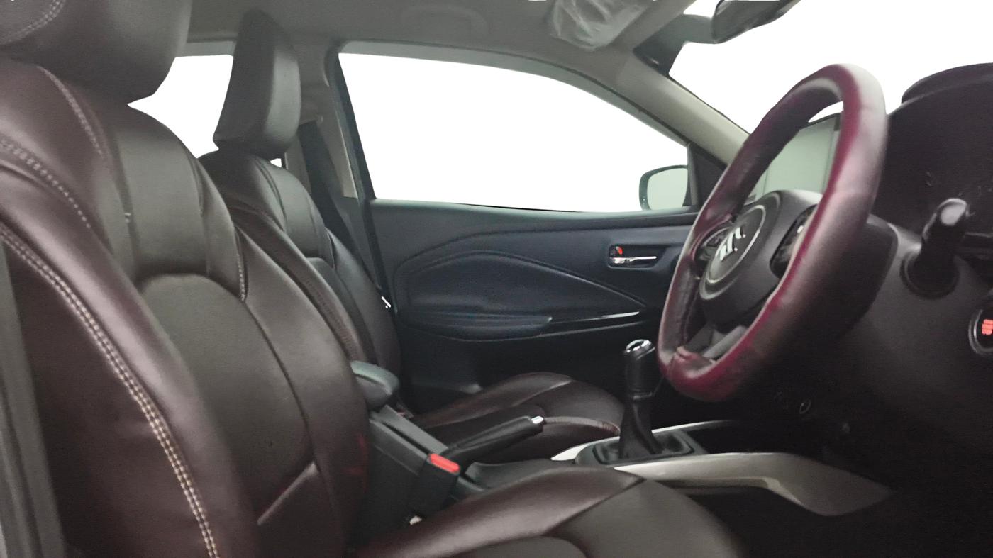 2022 Maruti Baleno ALPHA PETROL 1.2, Petrol, Manual, 99,190 km, Right Side Front Door Cabin
