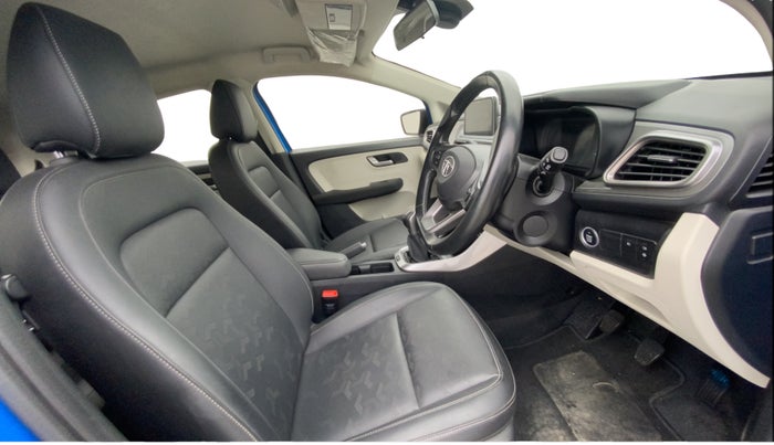 2022 Tata ALTROZ XZ PLUS I-TURBO PETROL, Petrol, Manual, 15,774 km, Right Side Front Door Cabin