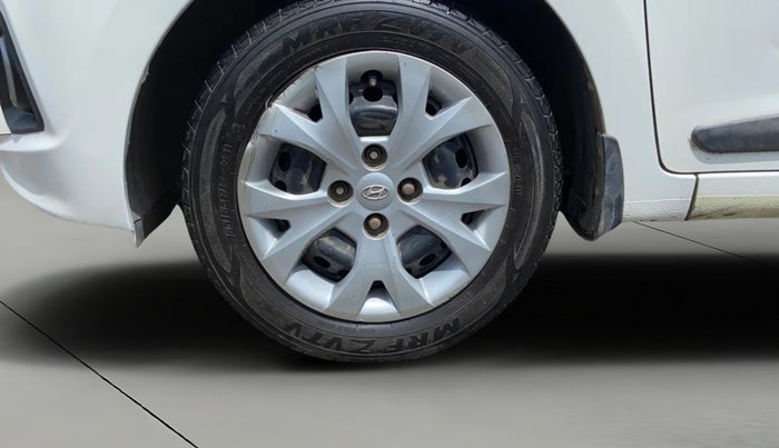 2016 Hyundai Grand i10 MAGNA 1.2 KAPPA VTVT, Petrol, Manual, 41,091 km, Left Front Wheel
