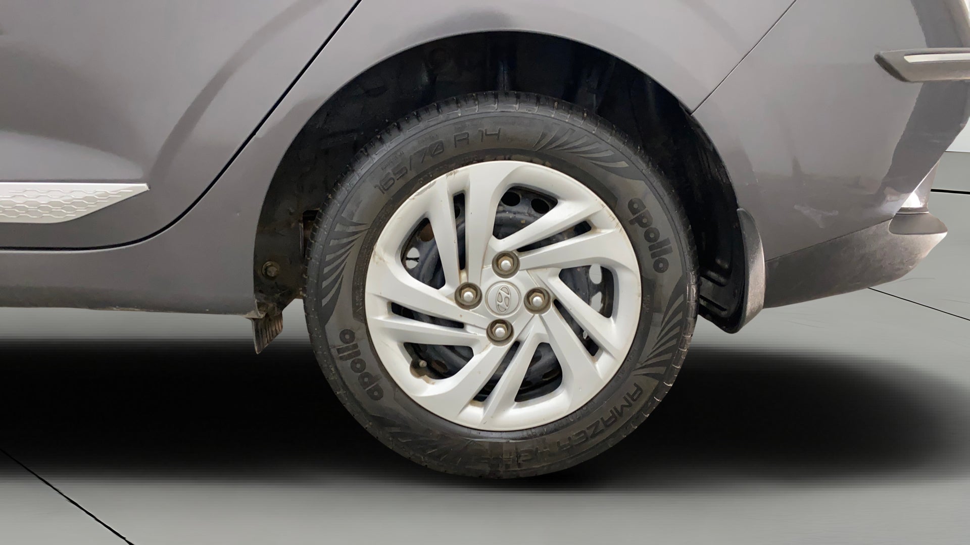 camera-Left-Rear-Wheel