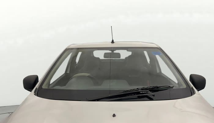2016 Renault Kwid RXT 1.0 (O), Petrol, Manual, 33,245 km, Front Windshield