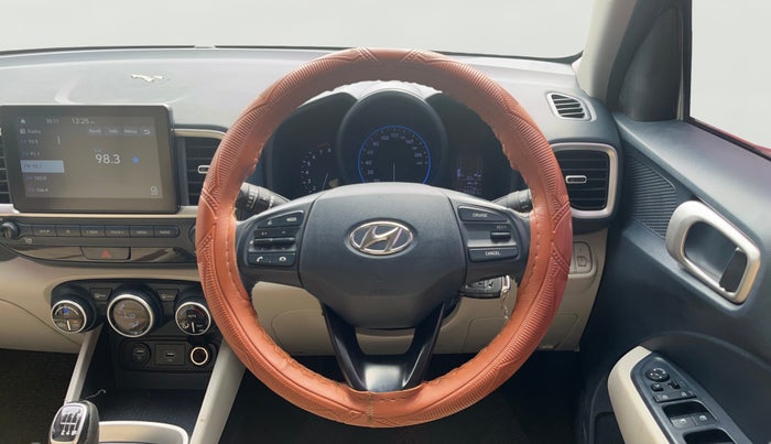 2019 Hyundai VENUE SX 1.0 TURBO DUAL TONE, Petrol, Manual, 99,565 km, Steering Wheel Close Up