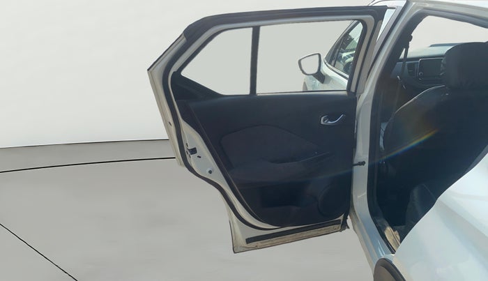 2019 Nissan Kicks XL DIESEL, Diesel, Manual, 21,691 km, LHS Rear Door