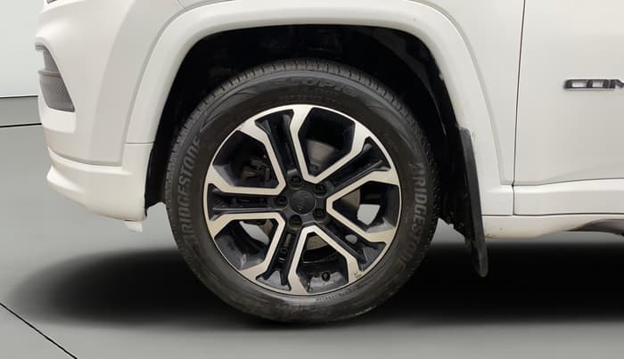 2021 Jeep Compass MODEL S (O) 1.4 PETROL DCT, Petrol, Automatic, 1,24,582 km, Left Front Wheel
