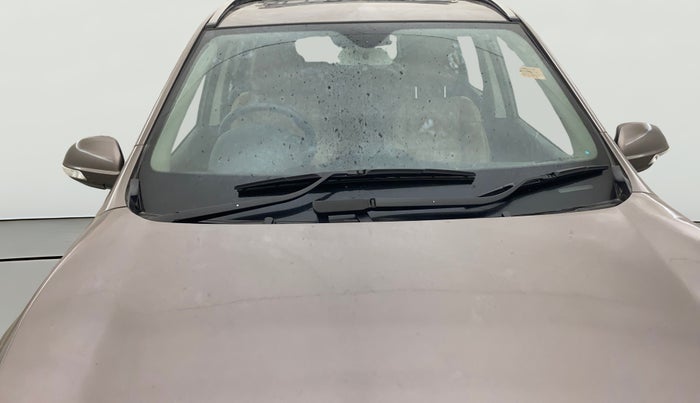 2018 Mahindra XUV500 W11 AT, Diesel, Automatic, 84,090 km, Front Windshield