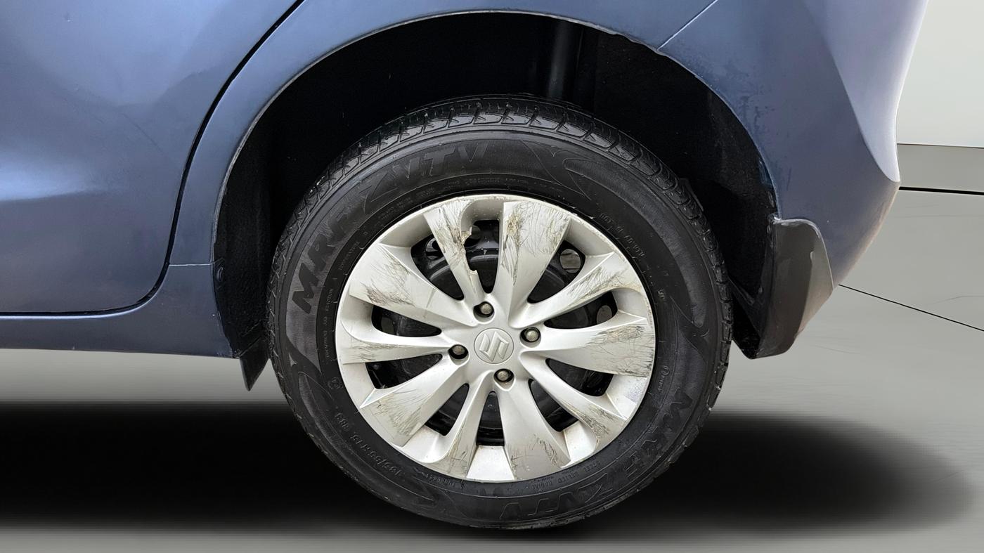 2017 Maruti Baleno DELTA CVT PETROL 1.2, Petrol, Automatic, 46,518 km, Left Rear Wheel