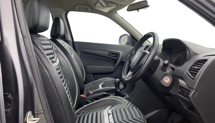 2017 Maruti Vitara Brezza LDI, Diesel, Manual, 94,120 km, Right Side Front Door Cabin