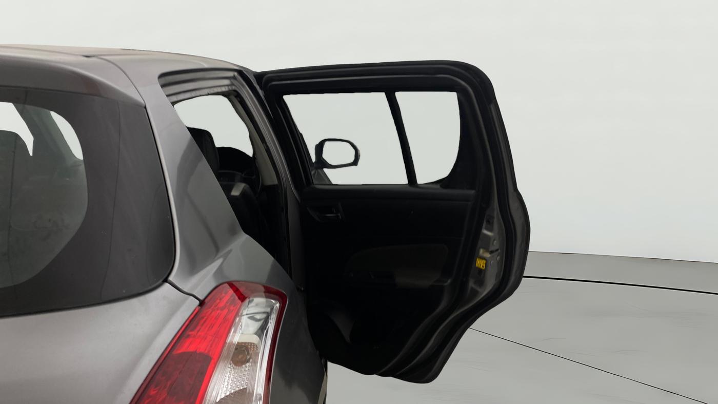 2016 Maruti Swift VXI, Petrol, Manual, 89,024 km, RHS Rear Door
