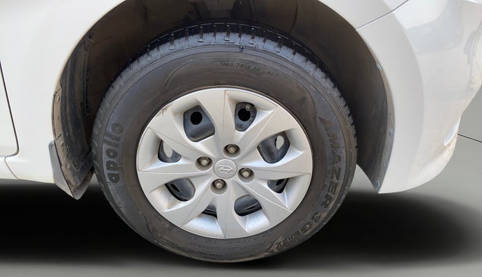 2017 Hyundai Elite i20 SPORTZ 1.2, Petrol, Manual, 37,236 km, Right Front Wheel