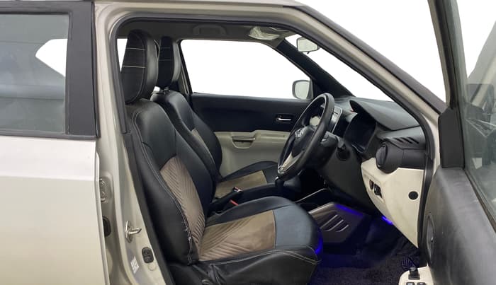 2017 Maruti IGNIS ALPHA 1.2 AMT, CNG, Automatic, 75,201 km, Right Side Front Door Cabin