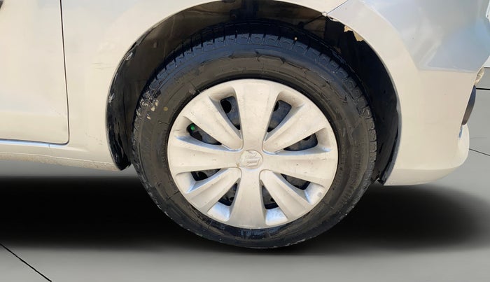 2017 Maruti Ertiga VDI SHVS, Diesel, Manual, 1,34,066 km, Right Front Wheel