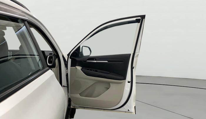 2022 KIA SONET HTX ANNIVERSARY EDITION 1.0 IMT, Petrol, Manual, 17,112 km, RHS Front Door