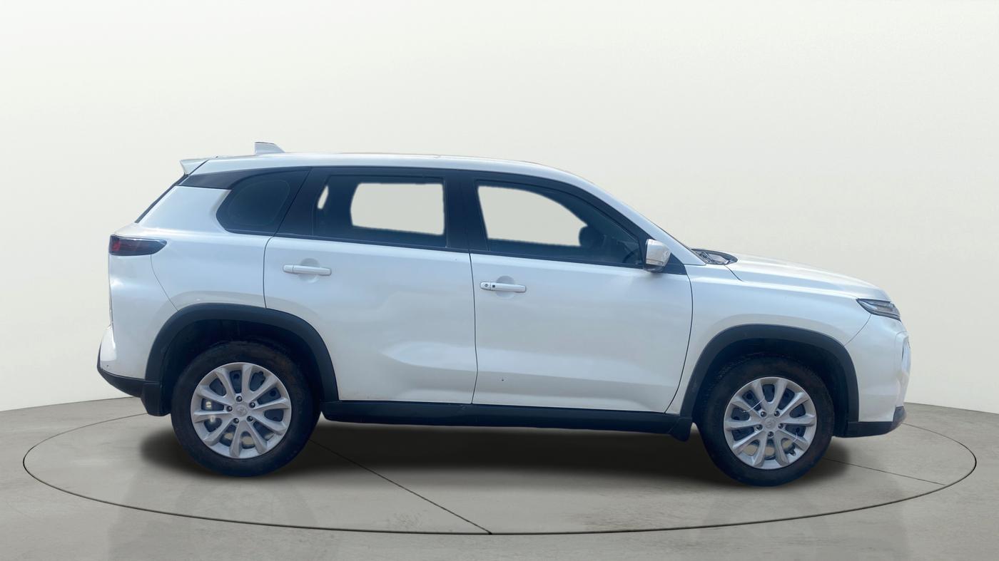 2024 Toyota URBAN CRUISER HYRYDER S NEO DRIVE, Petrol, Manual, 41,618 km, Right Side View