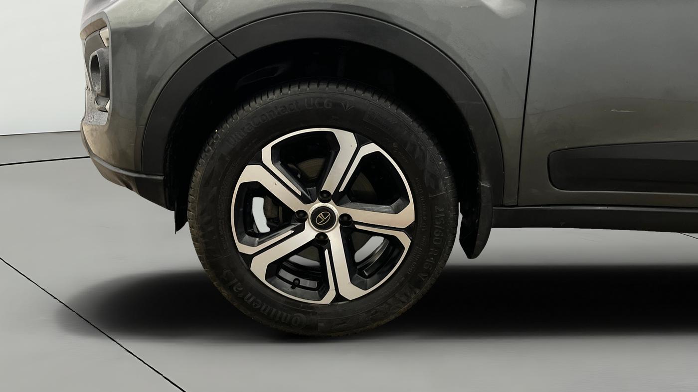 2022 Tata NEXON XZ PLUS (HS) PETROL, Petrol, Manual, 42,992 km, Left Front Wheel