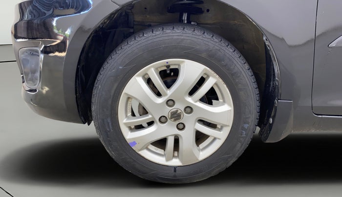 2014 Maruti Swift Dzire ZXI, Petrol, Manual, 58,600 km, Left Front Wheel