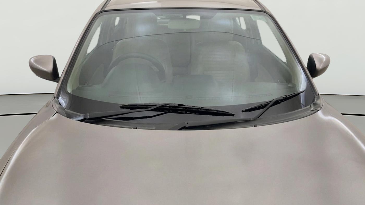 2018 Maruti Dzire VXI, CNG, Manual, 94,982 km, Front Windshield