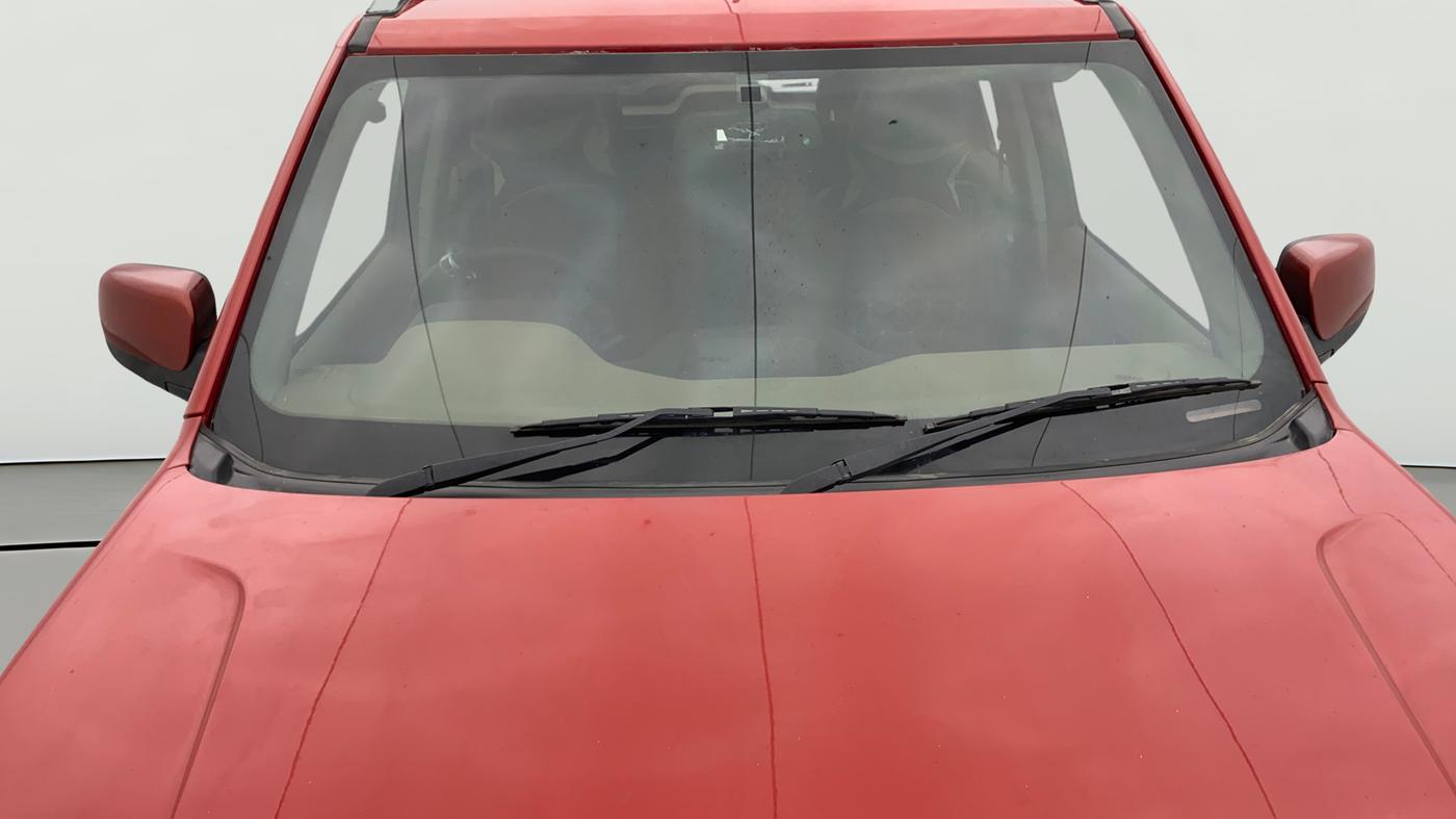 2017 Mahindra TUV300 T8, Diesel, Manual, 47,261 km, Front Windshield