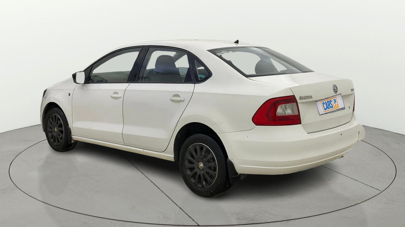 2014 Skoda Rapid 1.5 TDI CR ELEGANCE PLUS AT, Diesel, Automatic, 81,573 km, Left Back Diagonal