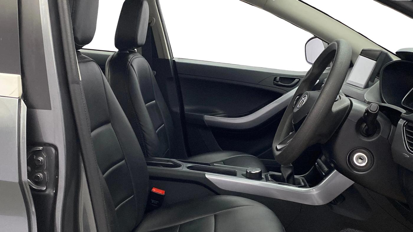 2021 Tata NEXON XM DIESEL, Diesel, Manual, 75,887 km, Right Side Front Door Cabin