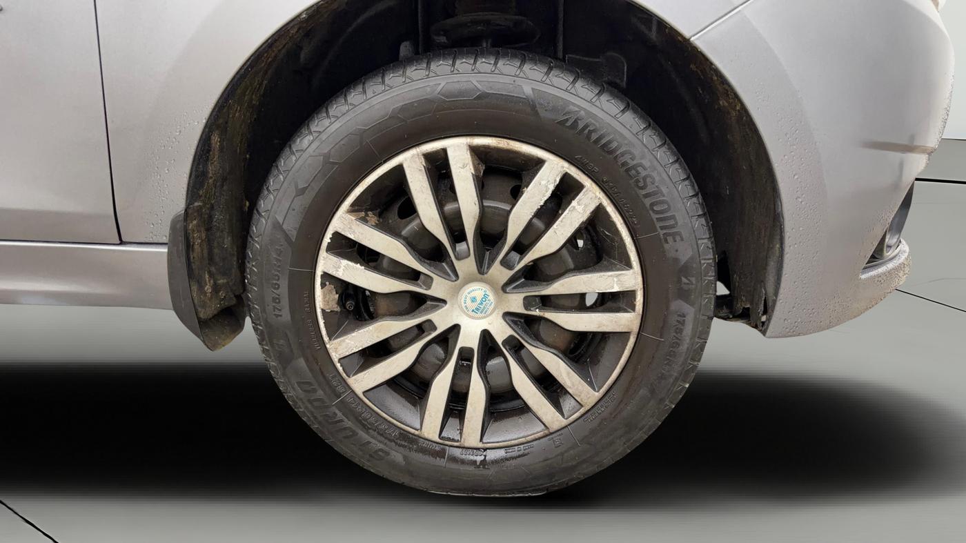 2019 Tata Tiago WIZZ EDITION PETROL, Petrol, Manual, 98,781 km, Right Front Wheel