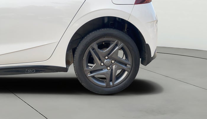 2023 Hyundai NEW I20 SPORTZ 1.2 MT, Petrol, Manual, 48,674 km, Left Rear Wheel