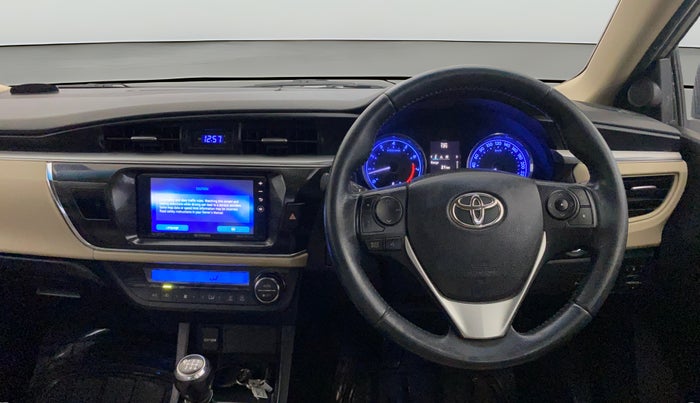 2016 Toyota Corolla Altis GL PETROL, Petrol, Manual, 69,500 km, Steering Wheel Close Up