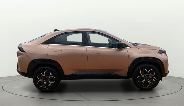 2024 Tata Curvv Accomplished Plus A 1.2 Hyperion GDI Petrol 6MT, Petrol, Manual, 1,757 km, Right Side View
