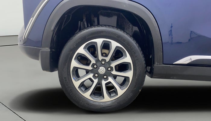 2023 Maruti Grand Vitara DELTA SMART HYBRID, Petrol, Manual, 42,501 km, Right Rear Wheel