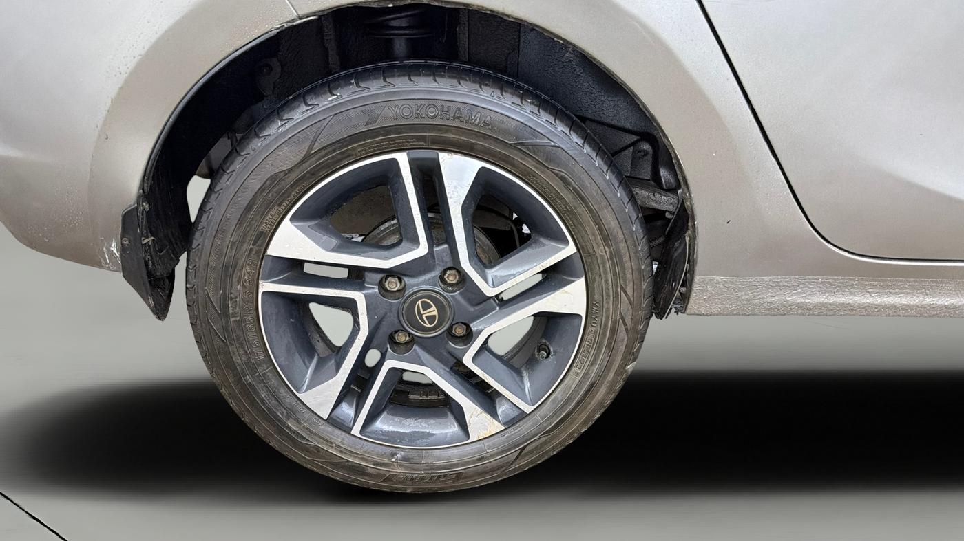 2019 Tata TIGOR XZ PLUS PETROL, Petrol, Manual, 68,316 km, Right Rear Wheel