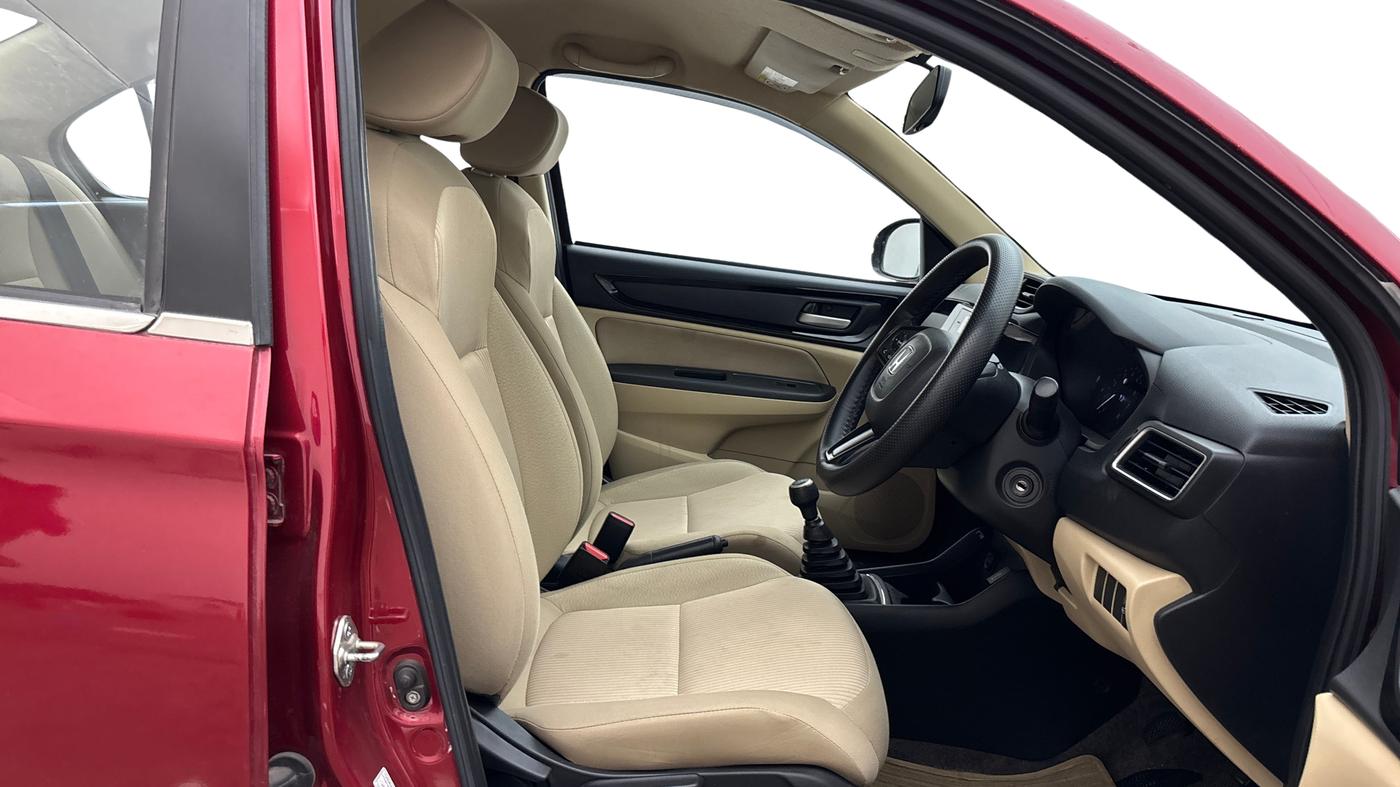 2021 Honda Amaze 1.2L I-VTEC S, Petrol, Manual, 29,434 km, Right Side Front Door Cabin