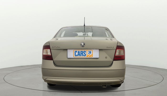 2017 Skoda Rapid AMBITION 1.6 MPI AT, Petrol, Automatic, 73,569 km, Back/Rear
