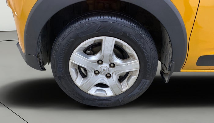 2019 Renault TRIBER RXZ, Petrol, Manual, 66,095 km, Left Front Wheel