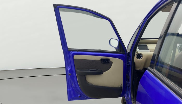 2016 Tata Nano TWIST XT, Petrol, Manual, 41,138 km, LHS Front Door