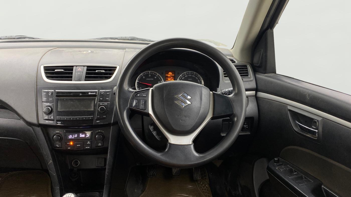 2017 Maruti Swift ZDI, Diesel, Manual, 79,848 km, Steering Wheel Close Up