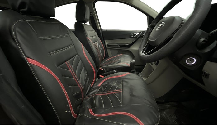2019 Tata Tiago XZ PETROL, CNG, Manual, 1,13,145 km, Right Side Front Door Cabin