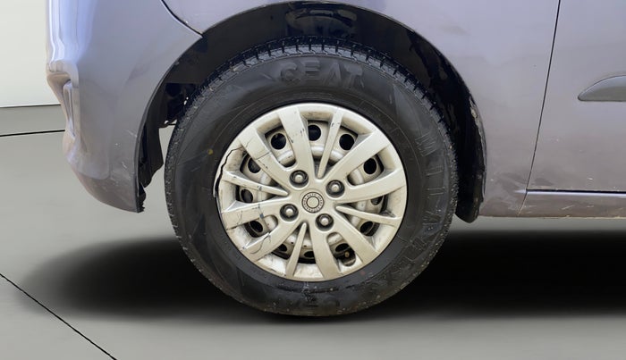 2014 Hyundai i10 MAGNA 1.1, CNG, Manual, 58,777 km, Left Front Wheel