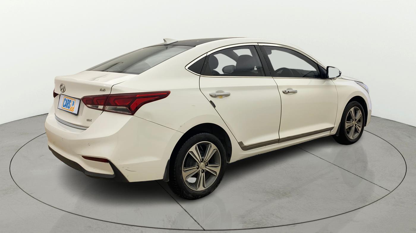 2019 Hyundai Verna 1.6 VTVT SX O, Petrol, Manual, 1,04,110 km, Right Back Diagonal