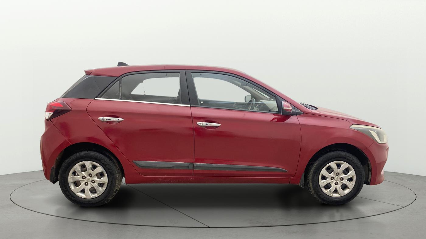 2016 Hyundai Elite i20 SPORTZ 1.2, Petrol, Manual, 1,49,207 km, Right Side View