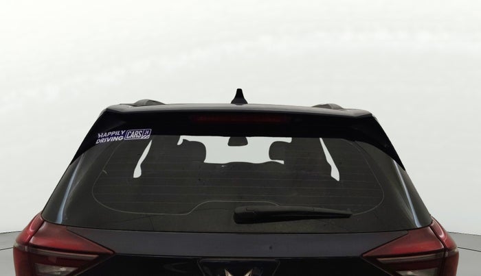 2022 Mahindra XUV700 AX 7 D MT 7 STR, Diesel, Manual, 83,111 km, Rear Windshield