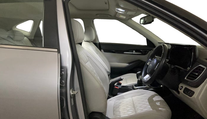 2021 KIA SELTOS HTX 1.5 PETROL, Petrol, Manual, 93,352 km, Right Side Front Door Cabin