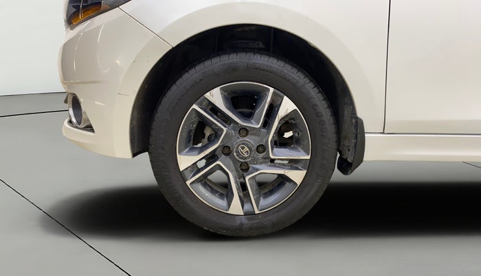 2019 Tata Tiago XZA PLUS PETROL, Petrol, Automatic, 31,883 km, Left Front Wheel