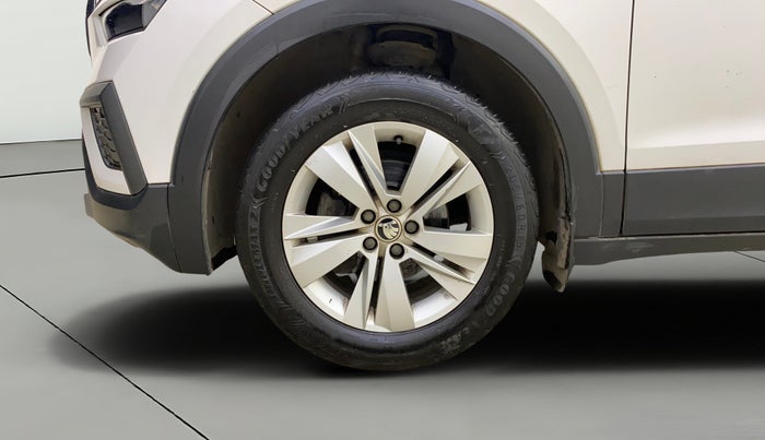 2021 Skoda KUSHAQ AMBITION 1.0L TSI MT, Petrol, Manual, 47,872 km, Left Front Wheel